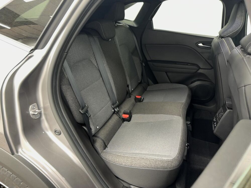 Symbioz techno E-Tech full hybrid 145 2024 occasion 86500 Montmorillon