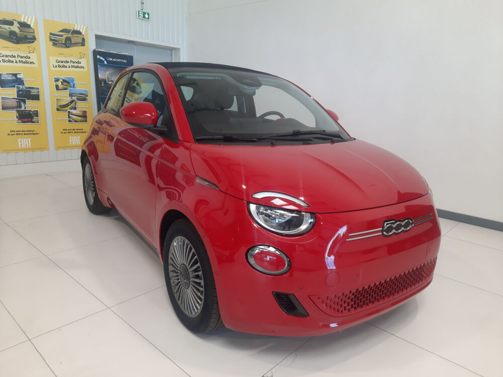 500 E BEV 24KWH C (RED) 2024 occasion 76360 Barentin