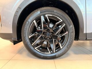 5008 1.2 HYBRID 145 E-DCS6 Allure Business 2026 occasion 63360 Gerzat