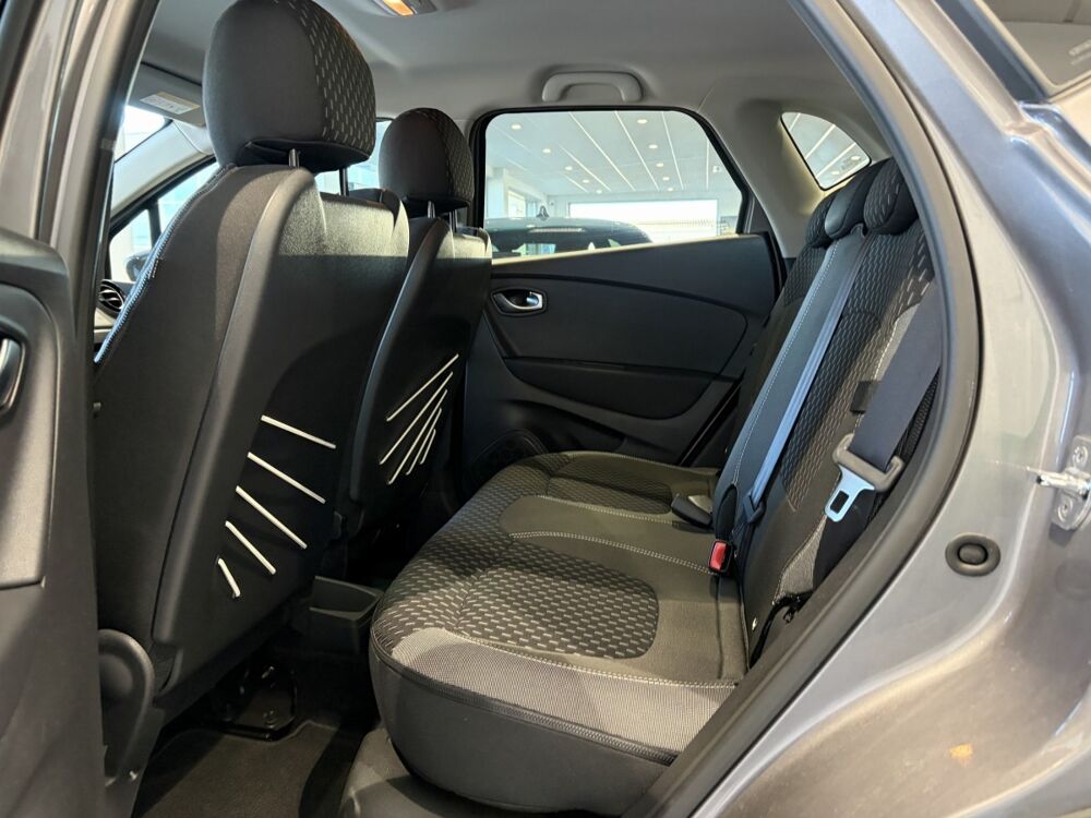 Captur Intens Blue dCi 95 2018 occasion 38370 Saint-Clair-du-Rh&ocirc;ne