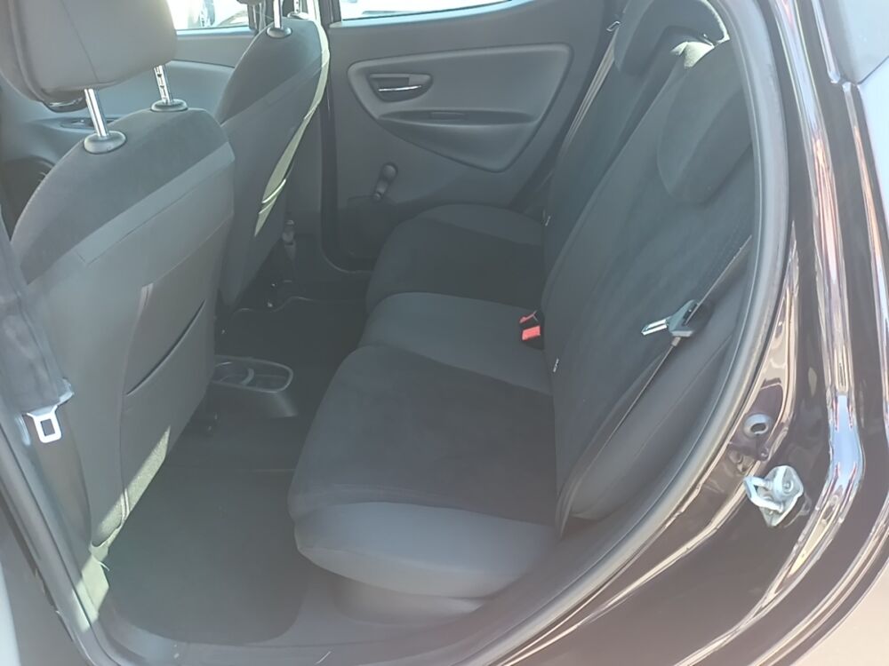 Ypsilon 0,9 TwinAir 85 ch Stop&Start Gold DFS 2011 occasion 35210 Ch&acirc;tillon-en-Vendelais
