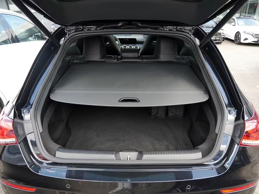 Classe CLA CLA 250 e Amg Line 218 Toit ouvrant Cam&eacute;ra 360&deg; Autres dispo 2022 occasion 69007 Lyon
