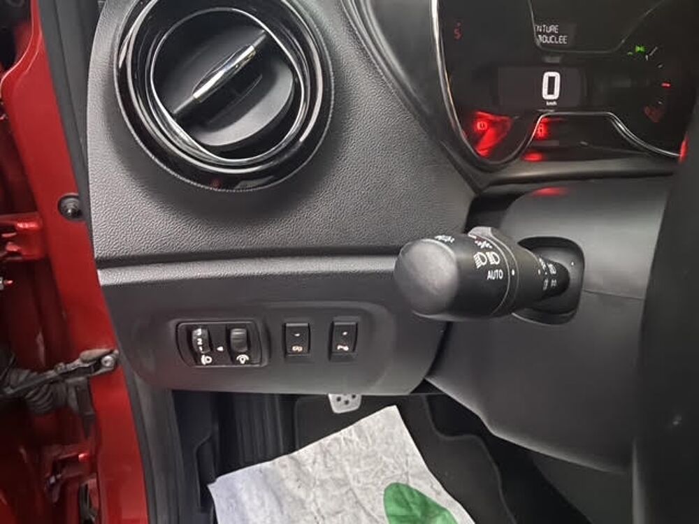 Captur Intens Energy dCi 90 ECO2 2017 occasion 19360 Malemort-sur-Corr&egrave;ze