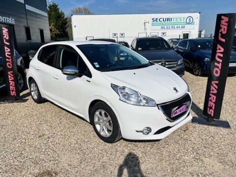 Peugeot 208 1.2 VTI 82 Allure 2014 occasion Saint-Pardoux-du-Breuil 47200