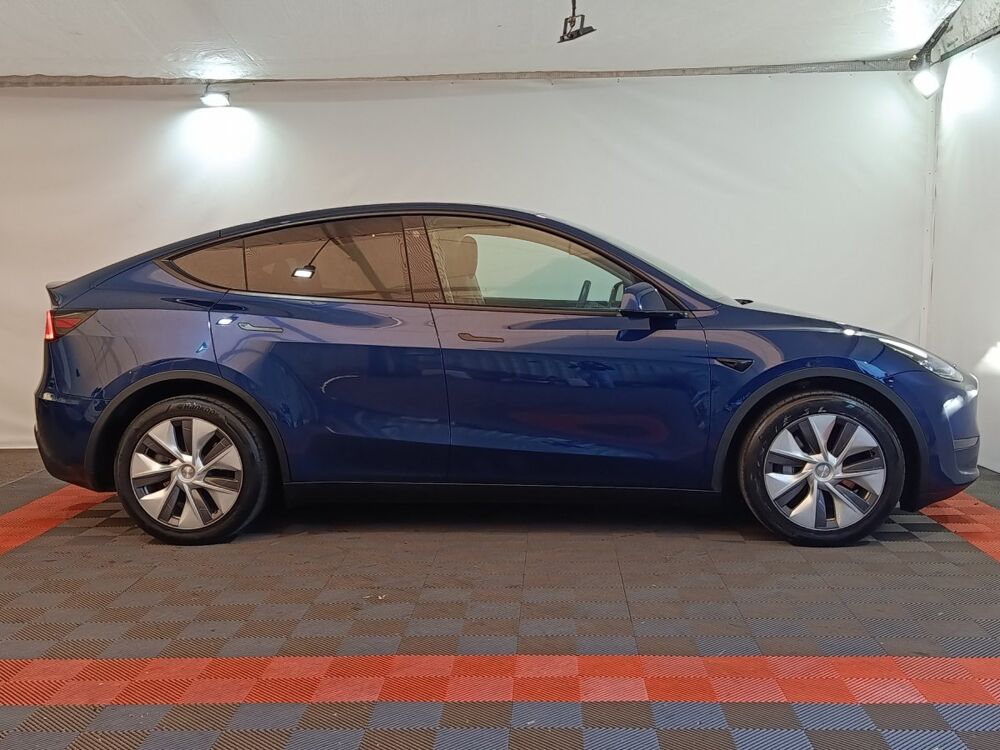 Model Y Grande Autonomie Dual-Motor AWD 2023 occasion 91580 &Eacute;tr&eacute;chy