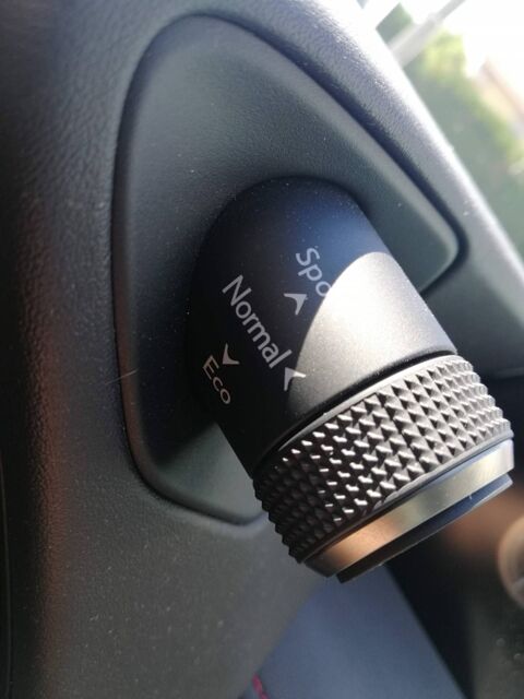 UX 250H 2WD F SPORT 2022 occasion 38300 Saint-Savin