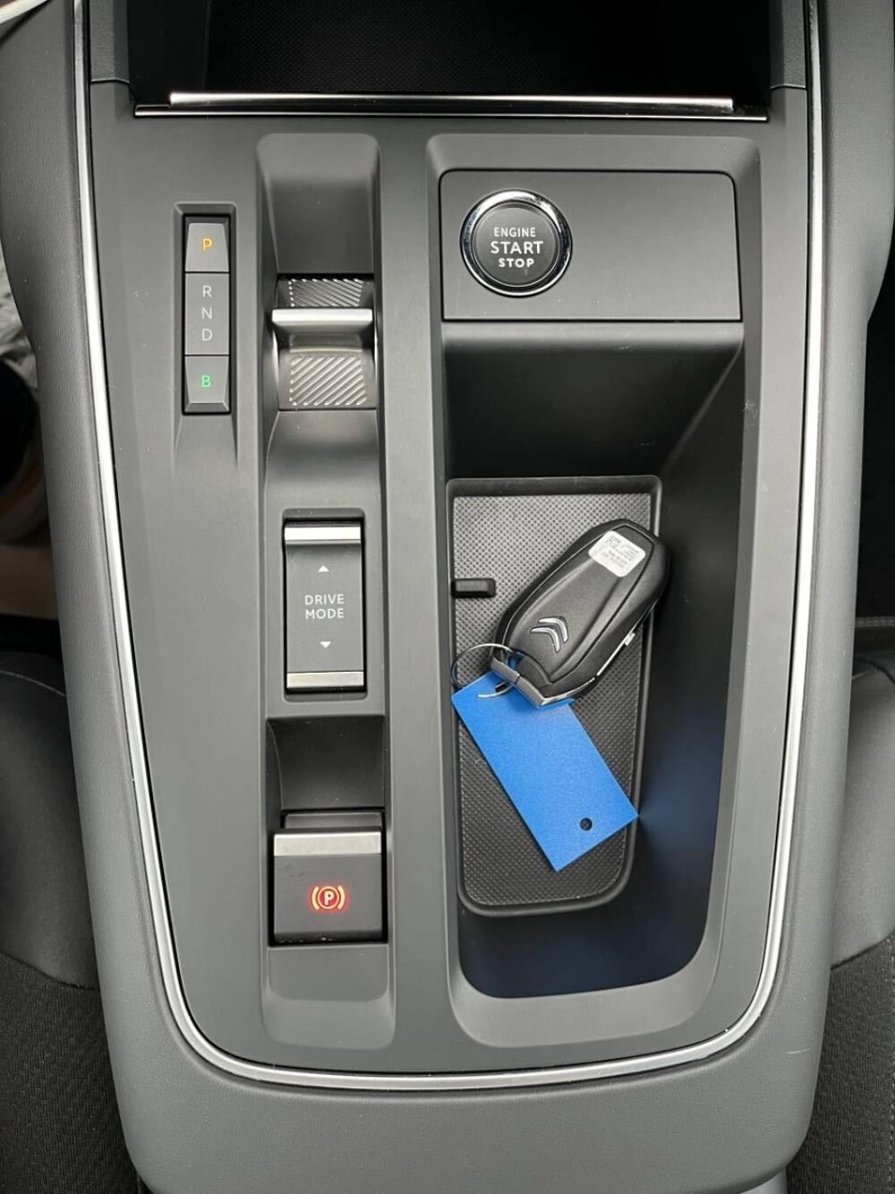 C5 aircross Hybride rechargeable 180 e-EAT8 C-Series 2023 occasion 38370 Saint-Clair-du-Rh&ocirc;ne