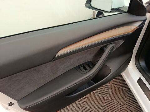 Model 3 Grande Autonomie Dual-Motor AWD 2024 occasion 91580 &Eacute;tr&eacute;chy