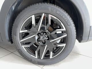 3008 1.2 HYBRID 145 E-DCS6 ALLURE 2025 occasion 63300 Thiers
