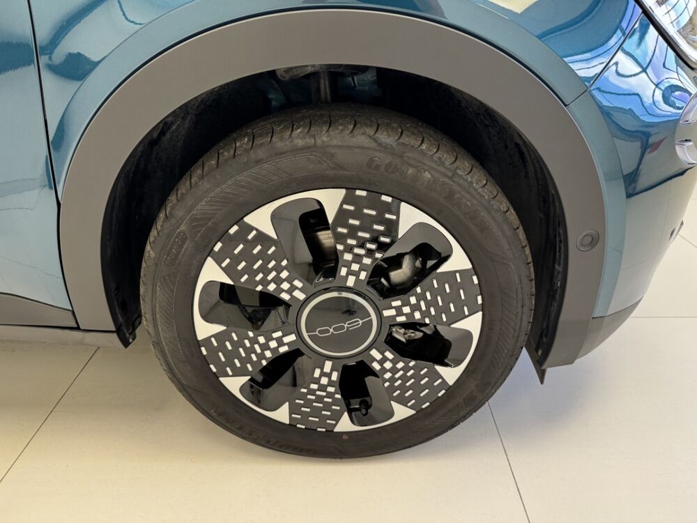 Fiat 600 1.2 Hybrid 100 DCT6 La Prima 2025 occasion 76360 Barentin