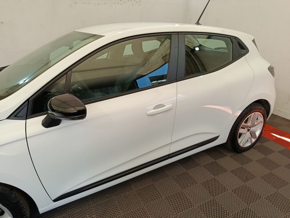 Clio Evolution r&eacute;versible TCe 90 -24 2024 occasion 91580 &Eacute;tr&eacute;chy