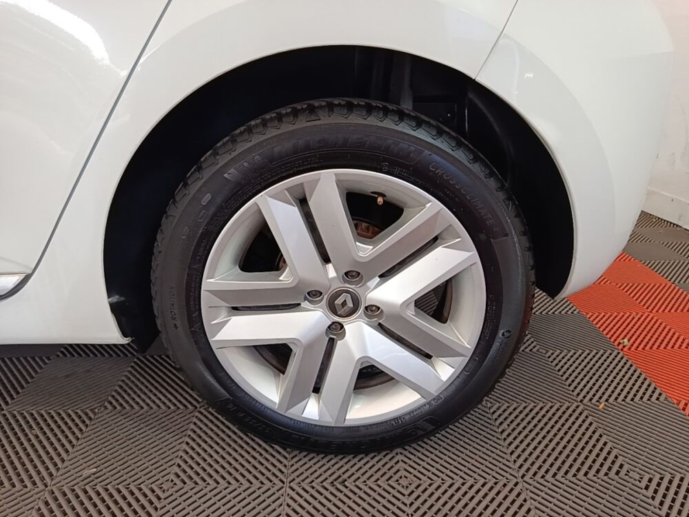 Clio Business TCe 90 -21 2020 occasion 91580 &Eacute;tr&eacute;chy