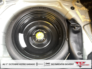 Auris 1.2T Dynamic (new2015) 5 portes (mai 2015) (co2 112) 2015 occasion 40160 Parentis-en-Born
