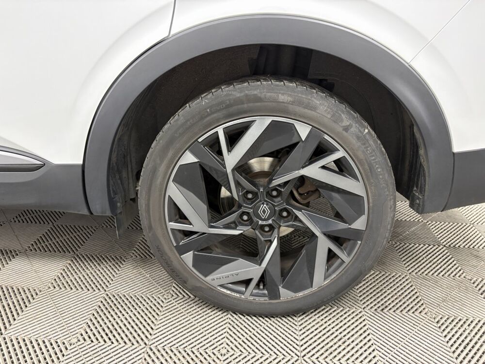 Arkana Esprit Alpine E-Tech full hybrid 145 -23 2024 occasion 86500 Montmorillon
