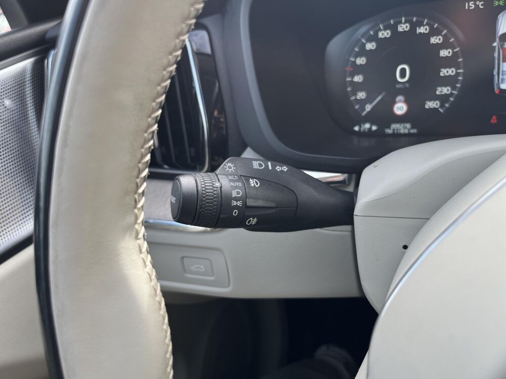 XC60 D4 AWD AdBlue 190 GrTro 8 Inscrip Luxe 2018 occasion 44150 Saint-G&eacute;r&eacute;on