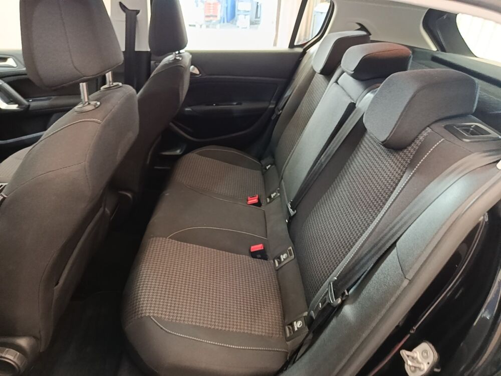 308 Puretech 130 S&S EAT8 ACTIVE BUSINE 2019 occasion 91580 &Eacute;tr&eacute;chy