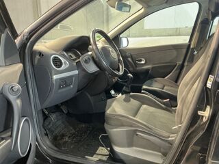 Clio Expression Clim 1.2 16v 75 Eco2 2011 occasion 35210 Ch&acirc;tillon-en-Vendelais