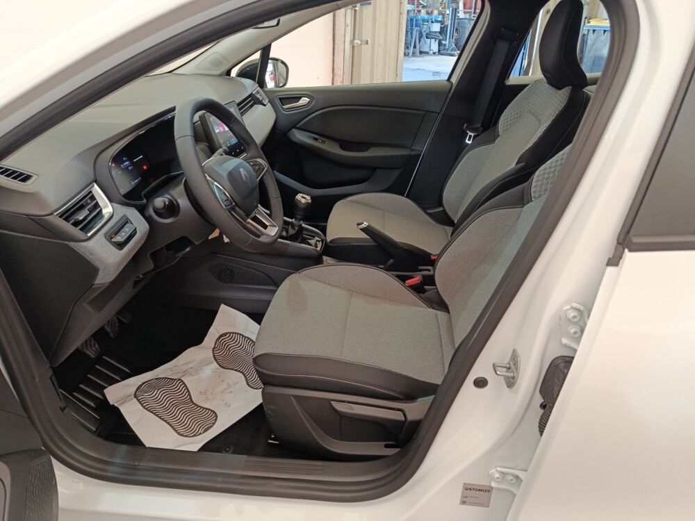 Clio Evolution r&eacute;versible TCe 90 -24 2024 occasion 91580 &Eacute;tr&eacute;chy