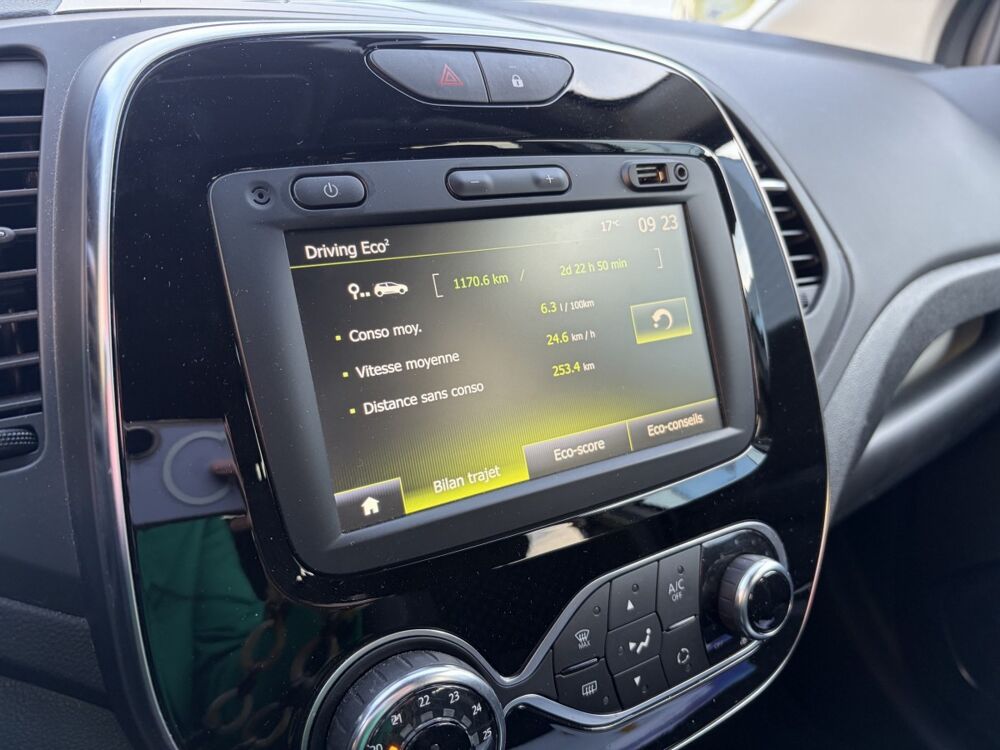 Captur Intens Blue dCi 95 2018 occasion 38370 Saint-Clair-du-Rh&ocirc;ne