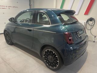 500 42kWh La Prima by Bocelli toit ouvrant 2022 occasion 76360 Barentin