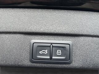 A5 e-hybrid quattro S Line 367 Attelage Tech Plus Cam&eacute;ra 360&deg; A 2025 occasion 69007 Lyon