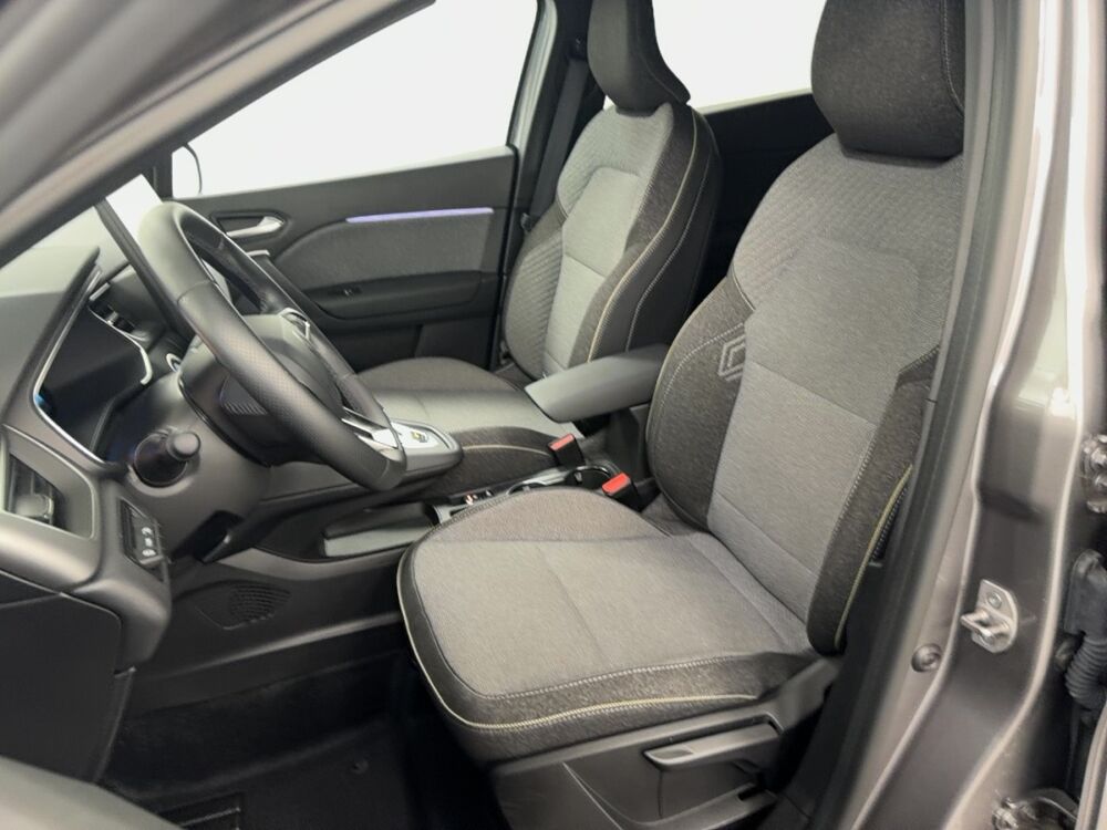 Symbioz techno E-Tech full hybrid 145 2024 occasion 86500 Montmorillon