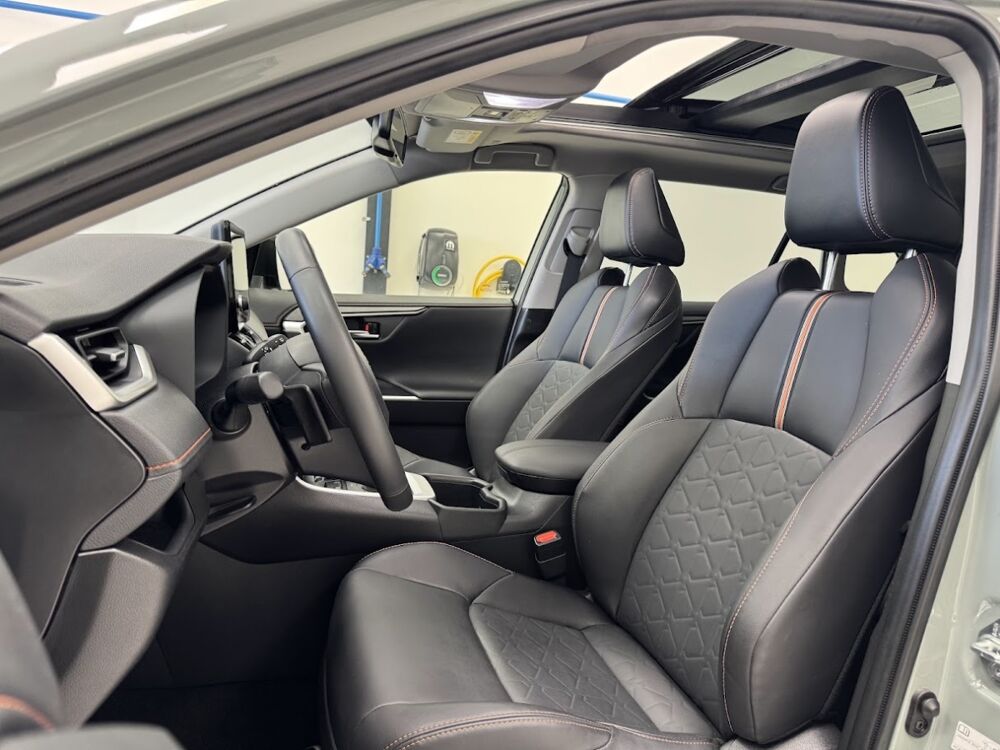 RAV 4 Hybride AWD 222ch Trail 2023 occasion 76360 Barentin