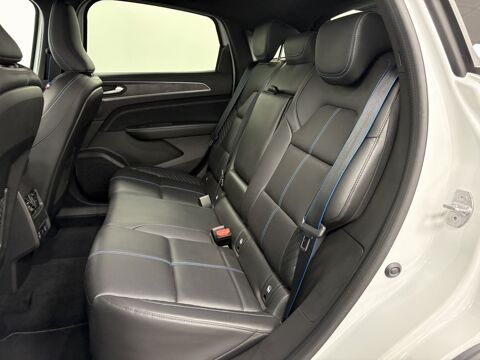 Arkana Esprit Alpine E-Tech full hybrid 145 -23 2024 occasion 86500 Montmorillon