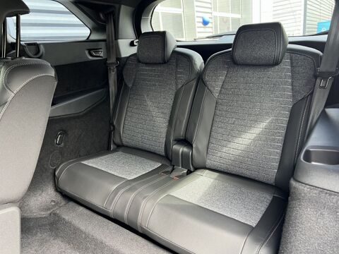 5008 1.2 HYBRID 136 E-DCS6 ALLURE 2025 occasion 86300 Chauvigny