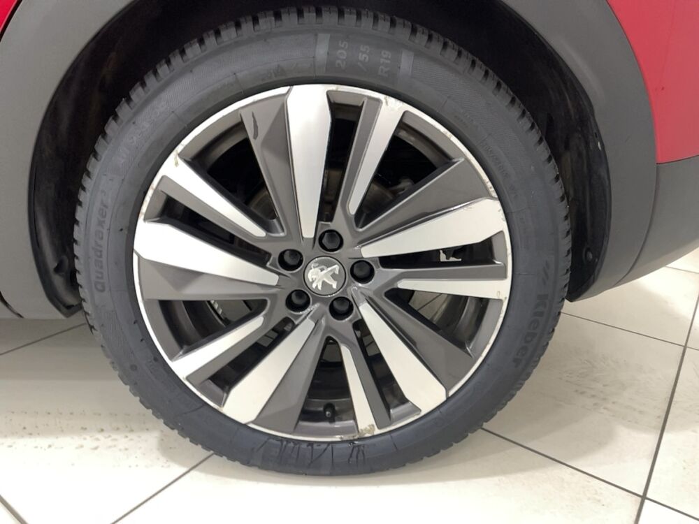 3008 Hybrid4 300 e-EAT8 GT 5 portes (f&eacute;vr. 2020) (co2 30) 2020 occasion 63300 Thiers