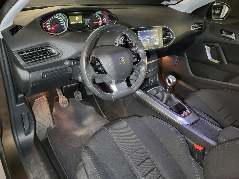 308 1.6 THP 125 Allure 2014 occasion 93600 Aulnay-sous-Bois