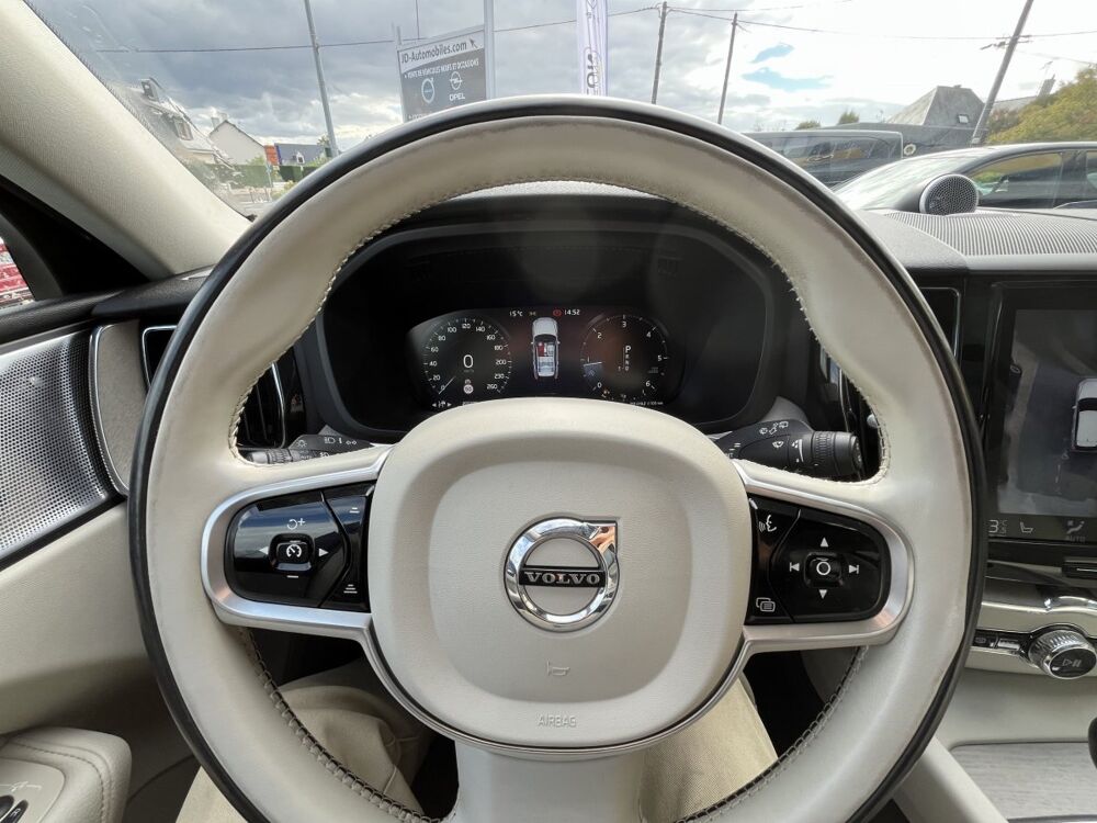 XC60 D4 AWD AdBlue 190 GrTro 8 Inscrip Luxe 2018 occasion 44150 Saint-G&eacute;r&eacute;on