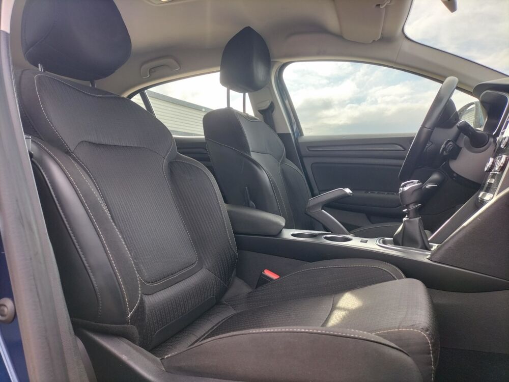 Megane IV Business - Blue dCi 115 5 portes (d&eacute;c. 2019) 2019 occasion 34150 Gignac