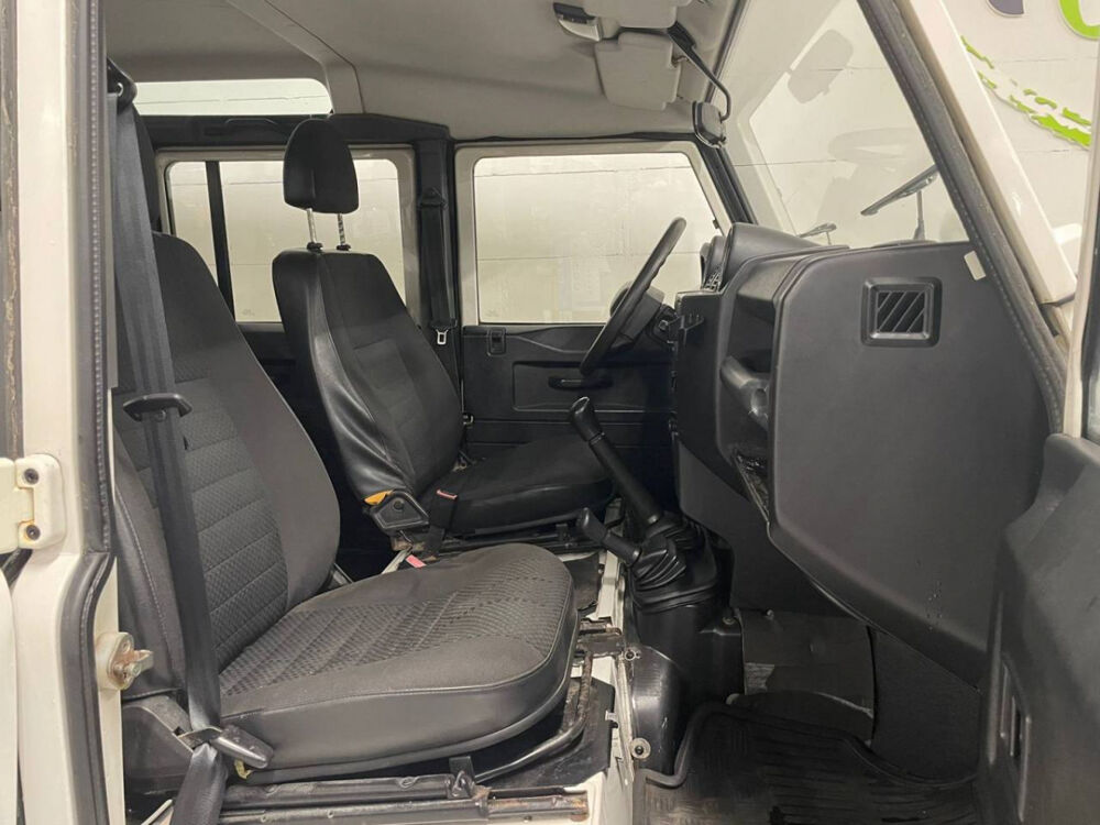 Defender 110 Crew cab E Mark IV 2008 occasion 49124 Saint-Barth&eacute;lemy-d'Anjou