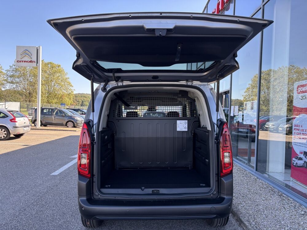 Berlingo M Diesel 130 MAX 5 places Auto 2026 occasion 38460 Cr&eacute;mieu