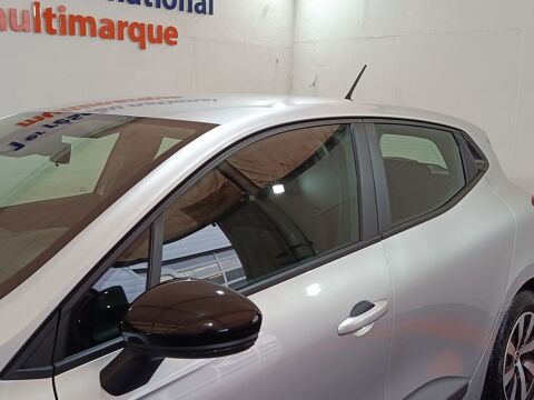 Clio Equilibre TCe 90 2023 occasion 91580 &Eacute;tr&eacute;chy