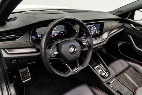 Octavia 2.0 TSI RS 245 ch Toit ouvrant Attelage Matrix LED Autres mo 2023 occasion 69007 Lyon