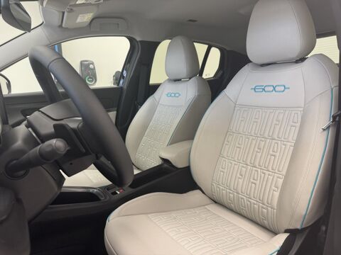 Fiat 600 1.2 Hybrid 100 DCT6 La Prima 2024 occasion 76360 Barentin