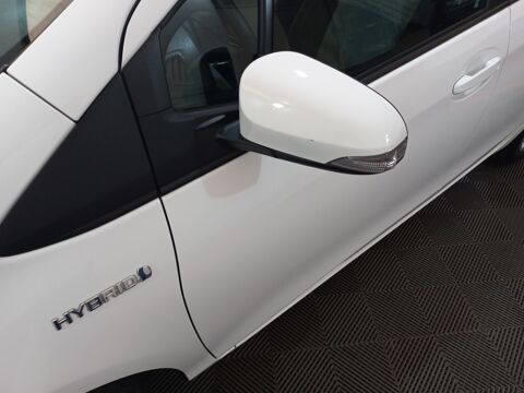 Yaris 1.5 VVT-I HYBRID France Business 2019 occasion 91580 &Eacute;tr&eacute;chy