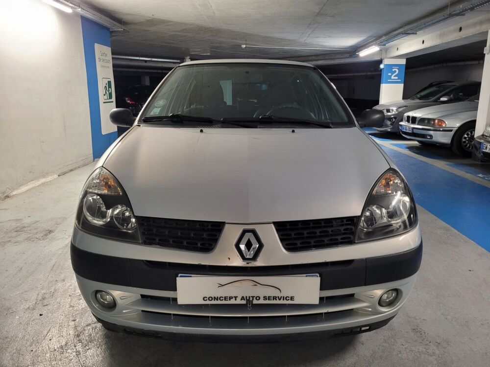 Clio Expression 1.5 dCi 65 2003 occasion 93600 Aulnay-sous-Bois