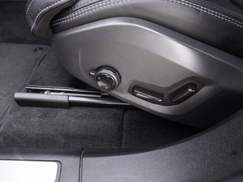 XC60 Recharge T8 AWD Ultimate Dark 455 S. Ventil&eacute;s Toit ouvrant A 2023 occasion 69007 Lyon