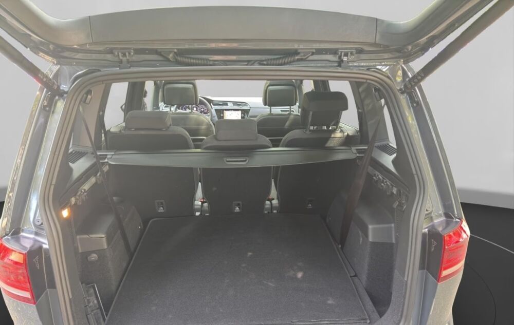 Touran 2.0 TDI R Line 7P 150 ch Pack Voyage Toit ouvrant Autres mod 2025 occasion 69007 Lyon