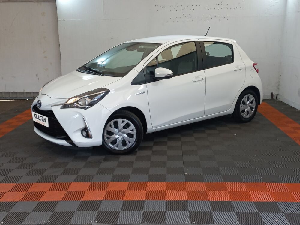 Yaris 1.5 VVT-I HYBRID France Business 2019 occasion 91580 &Eacute;tr&eacute;chy