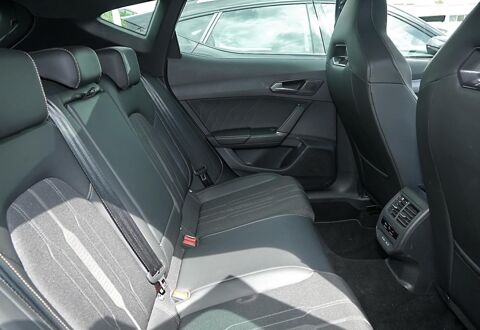 Formentor 1.4 e-HYBRID VZ 245 ch Toit ouvrant Attelage Autres mod&egrave;les 2023 occasion 69007 Lyon