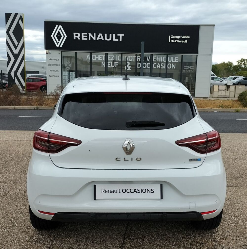 Clio Evolution E-Tech full hybrid 145 5 portes (co2 95) 2023 occasion 34150 Gignac