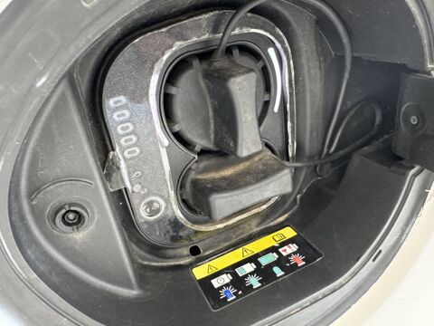500 42kWh 2023 occasion 76360 Barentin