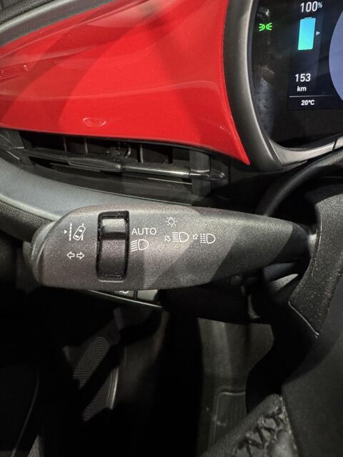 500 C 24kWh (Red) 2023 occasion 76360 Barentin