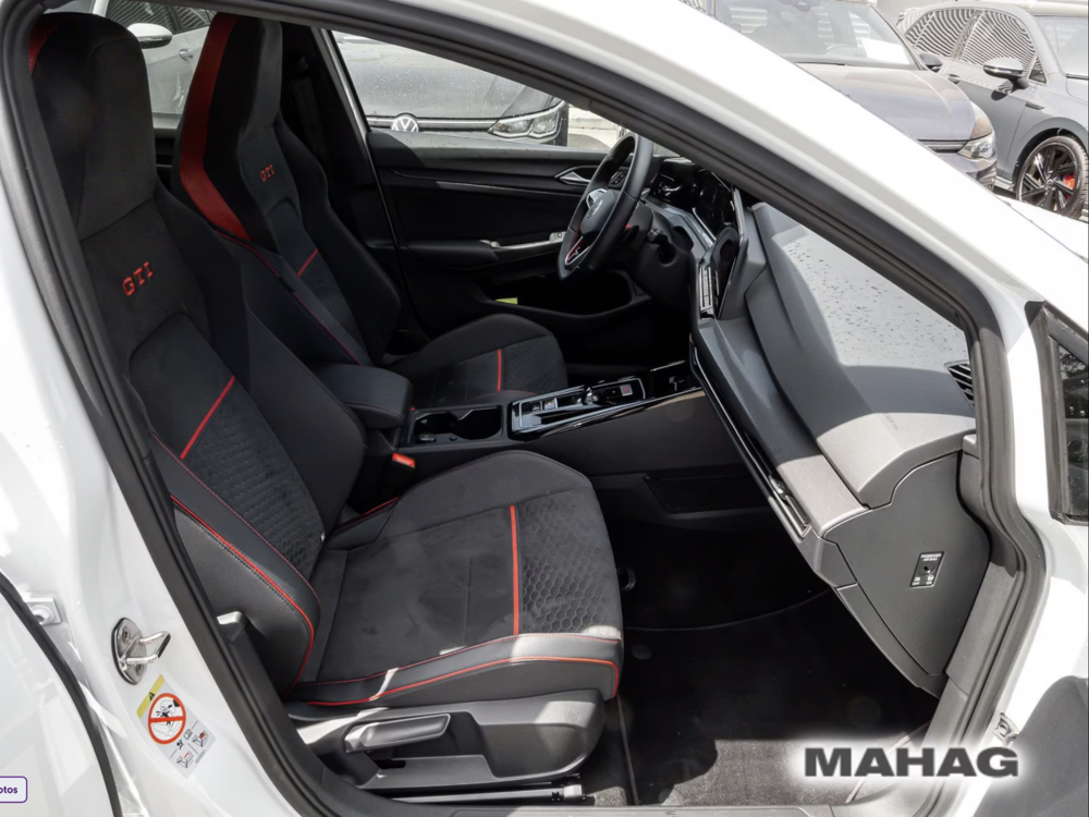 Golf 2.0 TSI 300 DSG7 GTI CLUBSPORT - Akrapovic - Autres mod&egrave;les 2023 occasion 69007 Lyon