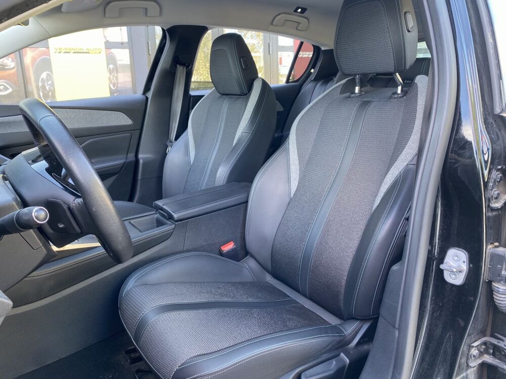 308 PHEV 180 E-EAT8 ALLURE PACK 2022 occasion 30260 Quissac