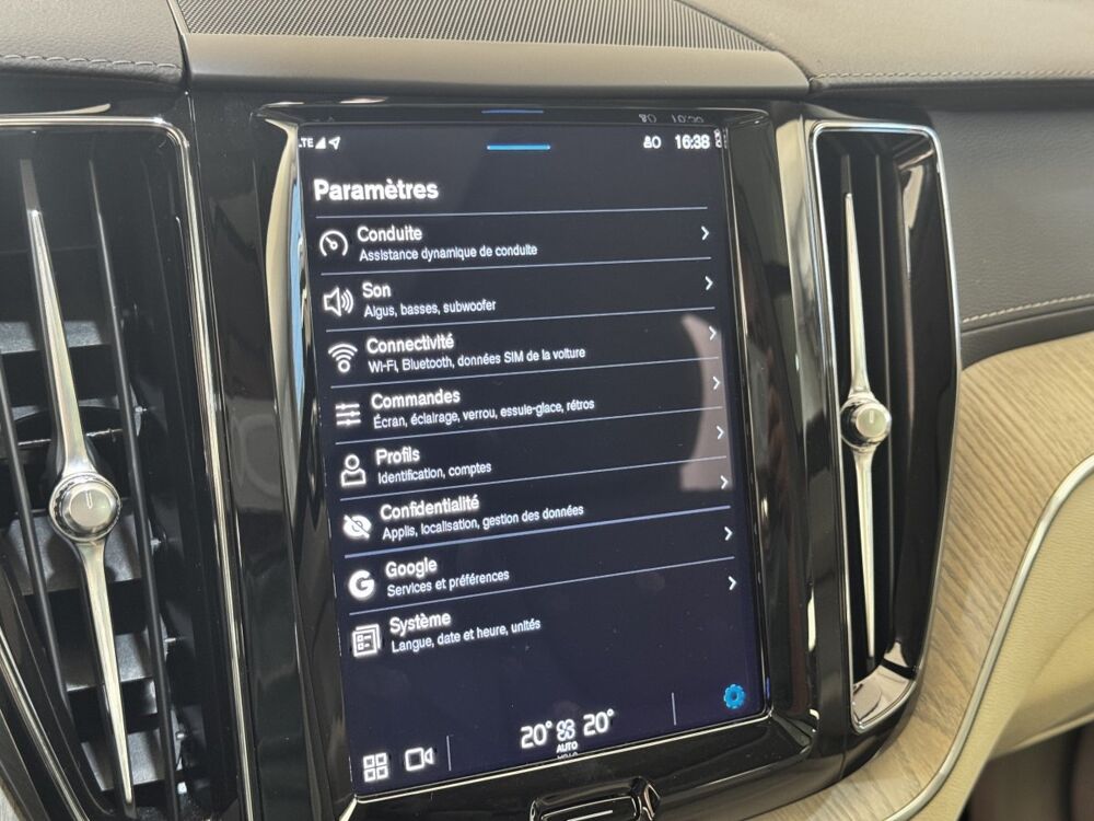 XC60 Recharge T8 390 Geartro 8 Inscription 2021 occasion 91580 &Eacute;tr&eacute;chy